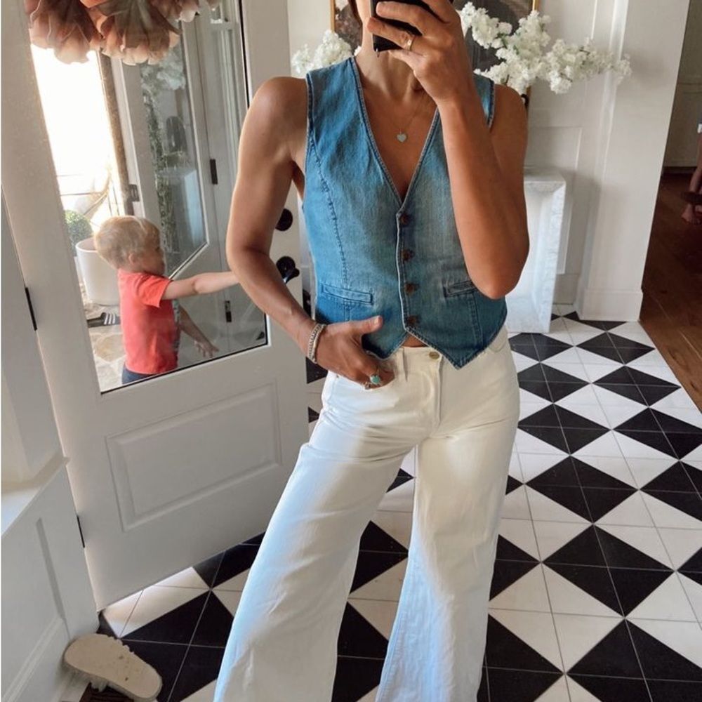 NWT Women's Go- Go Tate Denim Vest - Picture 2 of 8